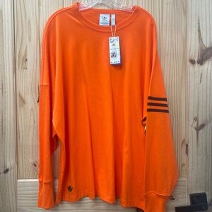 Men’s adidas long sleeve shirt.